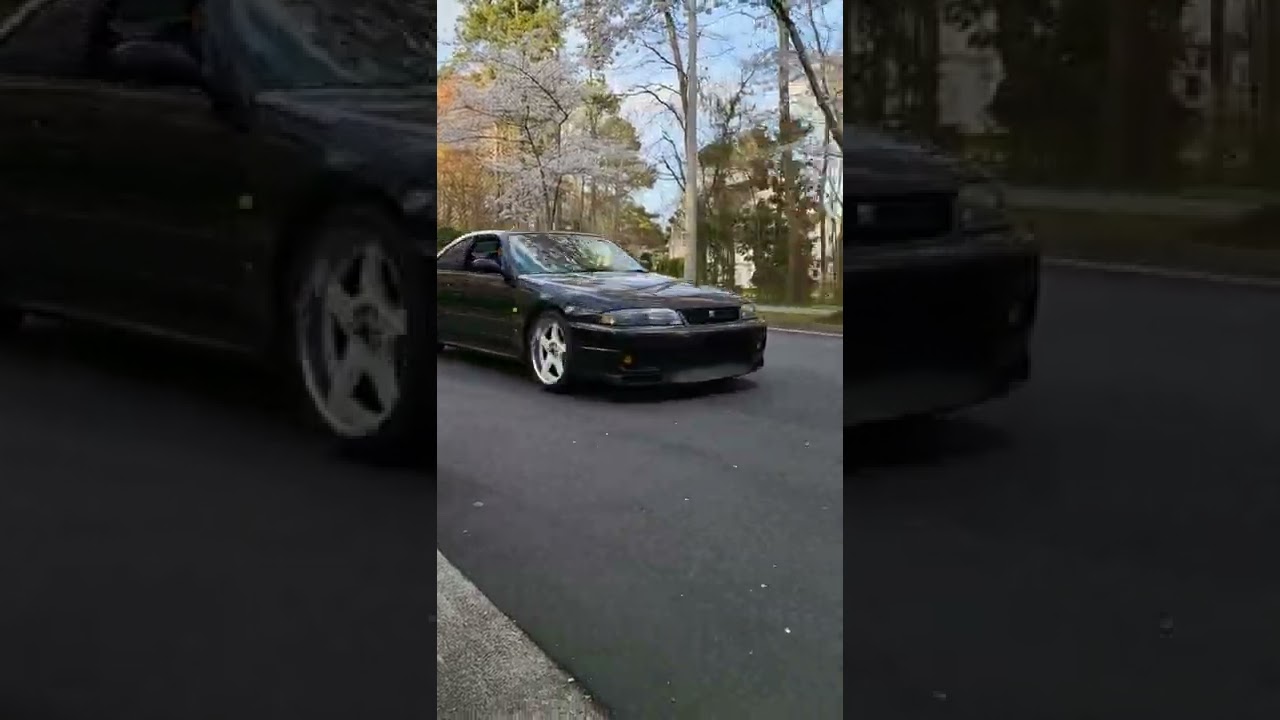 Drive by R33 GTR
