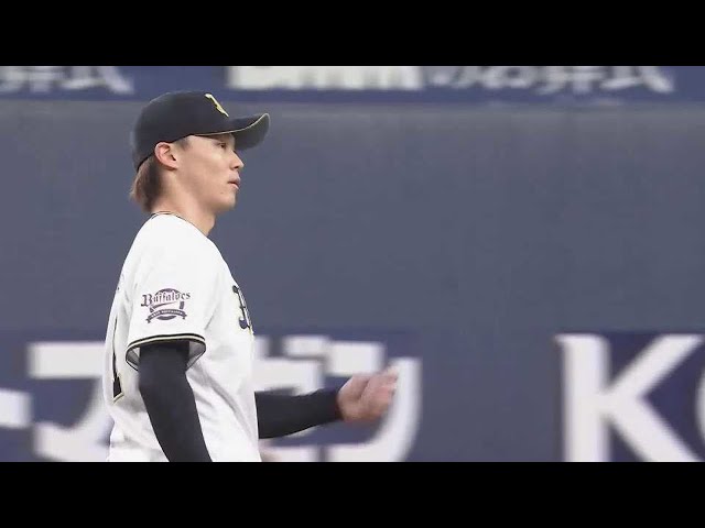 【5回表】バファローズ・山崎福也 ピッチャーライナーをナイスキャッチ!! 2022年6月10日 オリックス・バファローズ 対 阪神タイガース