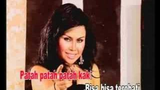 Download lagu Takut Jatuh (HESTY DAMARA) mp3