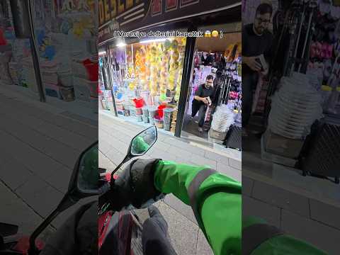 Mahalleyi borçtan kurtardık 😱😅 #beniöneçıkart #paketservis #keşfet #smartphone #motovlog