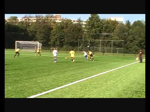 Zwervers D2 - Swift Boys D1 (9 oktober 2010)