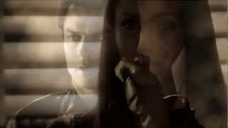 Damon & Elena- 4x11 "Damon I love you"