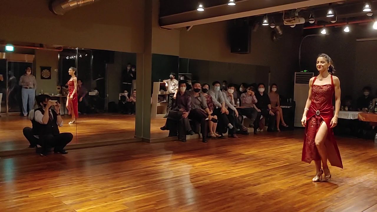 [Osvaldo Pugliese, Roberto Chanel - Fuimos] Miguel Calvo & Pelin Ercan