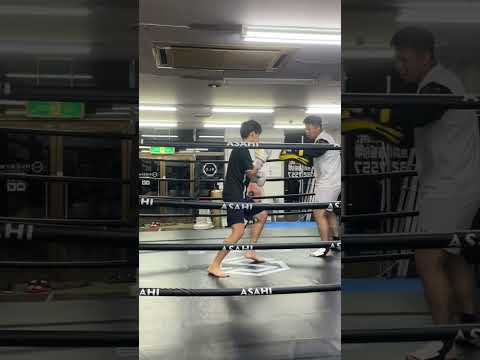 金曜日の夜さ　#強くなる #martialarts #キックボクシング #combatsport #martialart #kickboxing #hokkaidojapan #mma