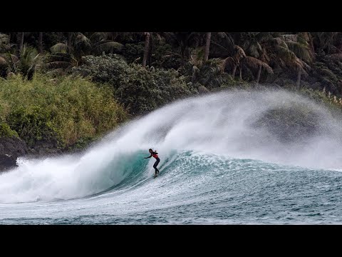 Honolua Blomfield Wins Her Second WSL Women's World Longboard Championship