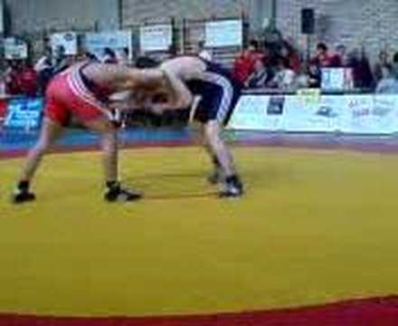 ich in rot.. beim ringen