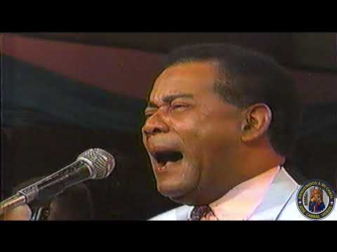 Johnny Ventura Feat: Luisito Martí - La Muerte de Martín (1990)