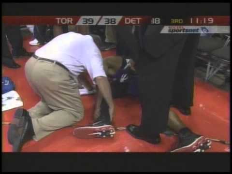 2004 Vince Carter's Last Seconds As A Toronto Raptor