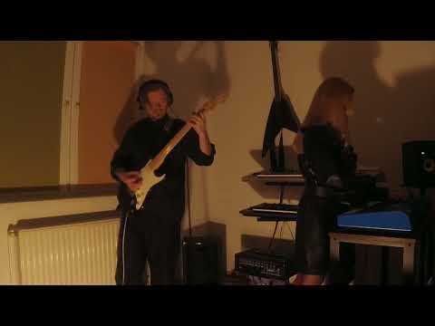 Evelyn - Evelyn - Multidimensional Transformation [live from the rehearsa