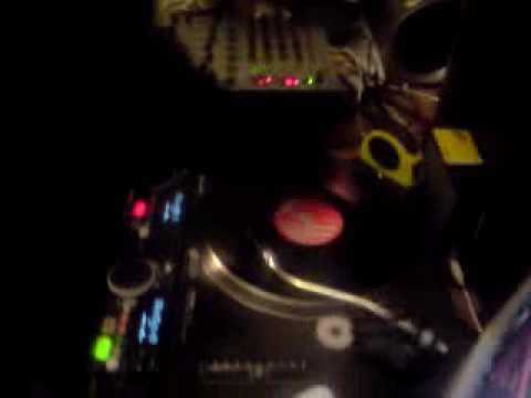 dj redfish scratchin