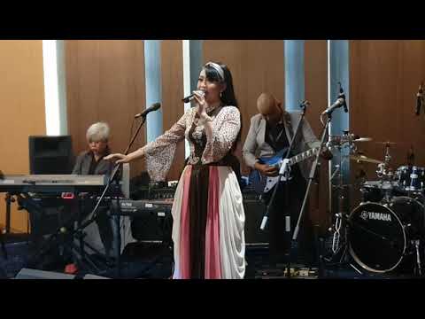 Ratna Listy -,My Way.