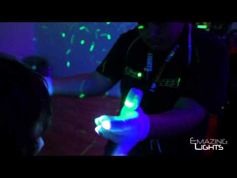 [FNL] [01/06/12] [KV] [LJ] Truffles Glove Light Show [EmazingLights.com]