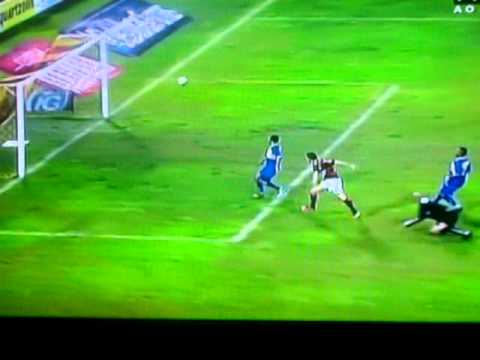 3 gol do flamengo contra o olaria 05/03/2011