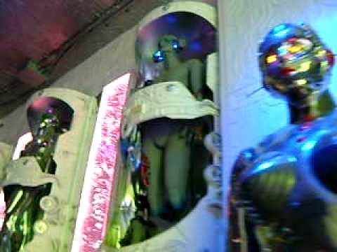 Españolitos X el mundo- En el Cyberdog de Camden Town