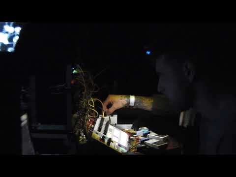 ENTER the jungle invites Madmatik vs SUbgenik sys  wonderland 26 1 2018 3