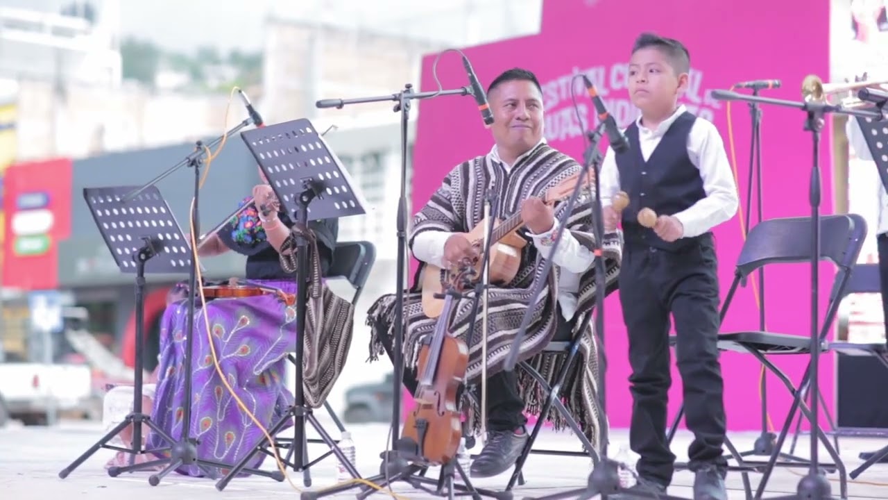 Marcha General Almazán -Orquesta Xtá ridà