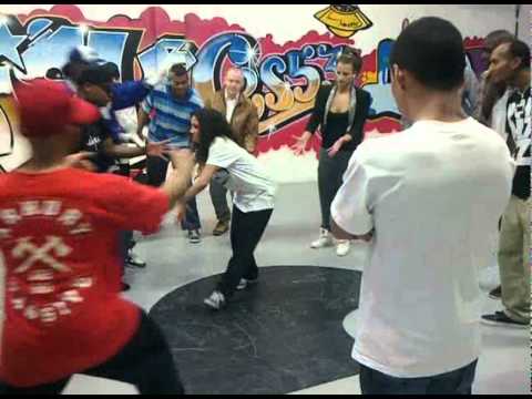 Shout out from the inner cyphers of the HipHopHuis!