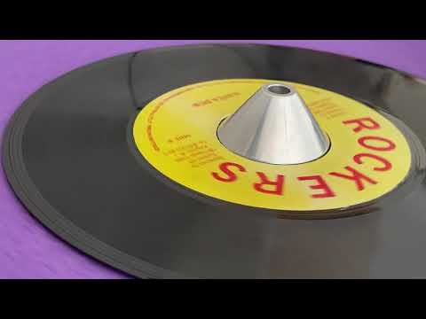 Rasta Dub (SISTA FRICA ~ One In The Spirit, B Side)