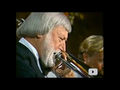 Ray Conniff with the Pepe Lienhard Band (on Swiss TV, 1995)