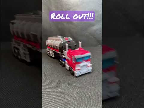 Transformers ROTB voyager Optimus Prime w/ G2 Trailer and G1 trailer short