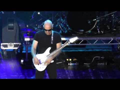 G3 2012 Moscow: Steve Vai, Joe Satriani, Steve Morse