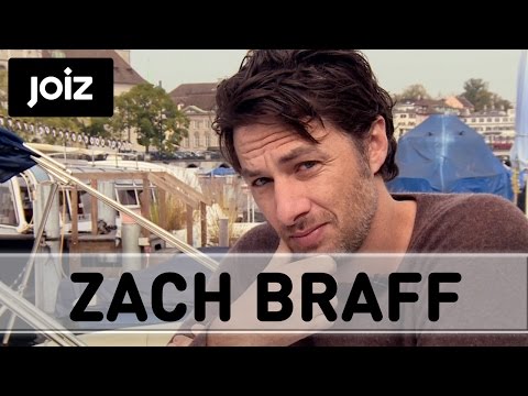 Zach Braff likes powerful, strong women (3/4)