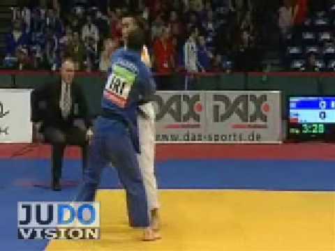 JUDO 2009 Grand Prix Hamburg: Ali Malootmat (IRI) - Rijigawa Si (CHN)