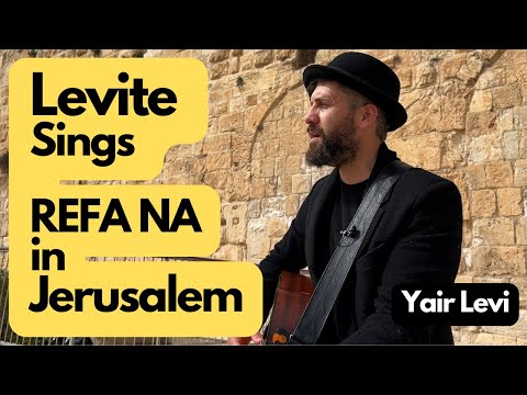 REFA NA - Yair Levi | Levite sing at the steps to the Temple Mount Jerusalem @Israel com a Aline
