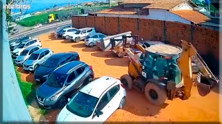 Look what the operator of this machine did and then ran away!