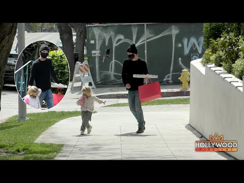 "Breaking Bad" Aaron Paul being an awesome dad for one minute straight in Los Angeles