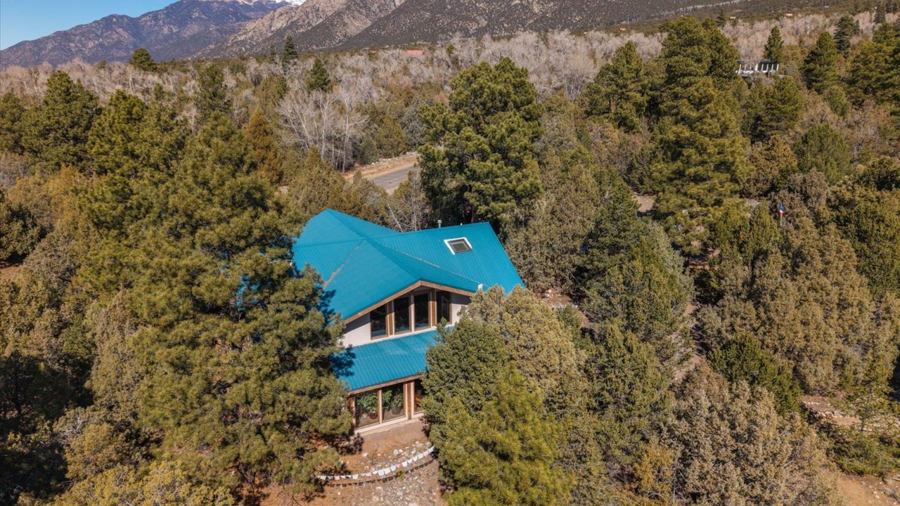 1.32-acre former spiritual retreat is on the market for $475k | SWNS