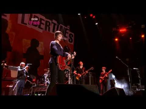 Libertines - Death On The Stairs, Reading 2010