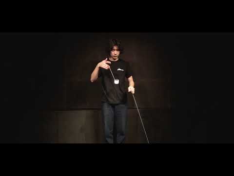 ツーハンドクロストラピーズ