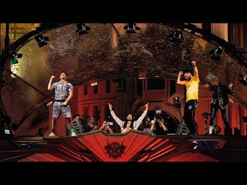 3 Are Legend & JAXX & VEGA & TUJAMO - Pump It Up (LIVE Tomorrowland 2022)