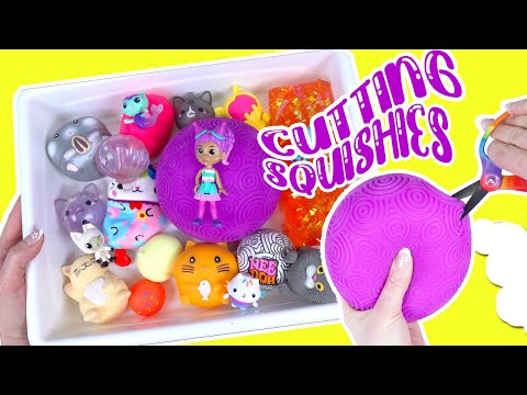 Gabby's Dollhouse Movie Cutting Squishies into One Bowl with Pandy, Cakey, Catrat