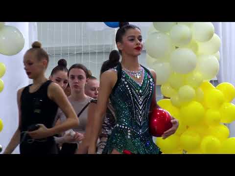 Бадалян Анна ВІРМЕНІЯ 2008 р н  м'яч