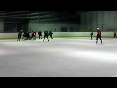 Kick On Ice 06.10.2012 - Glücksbärchen -vs- Prenzelberger Puckhunters