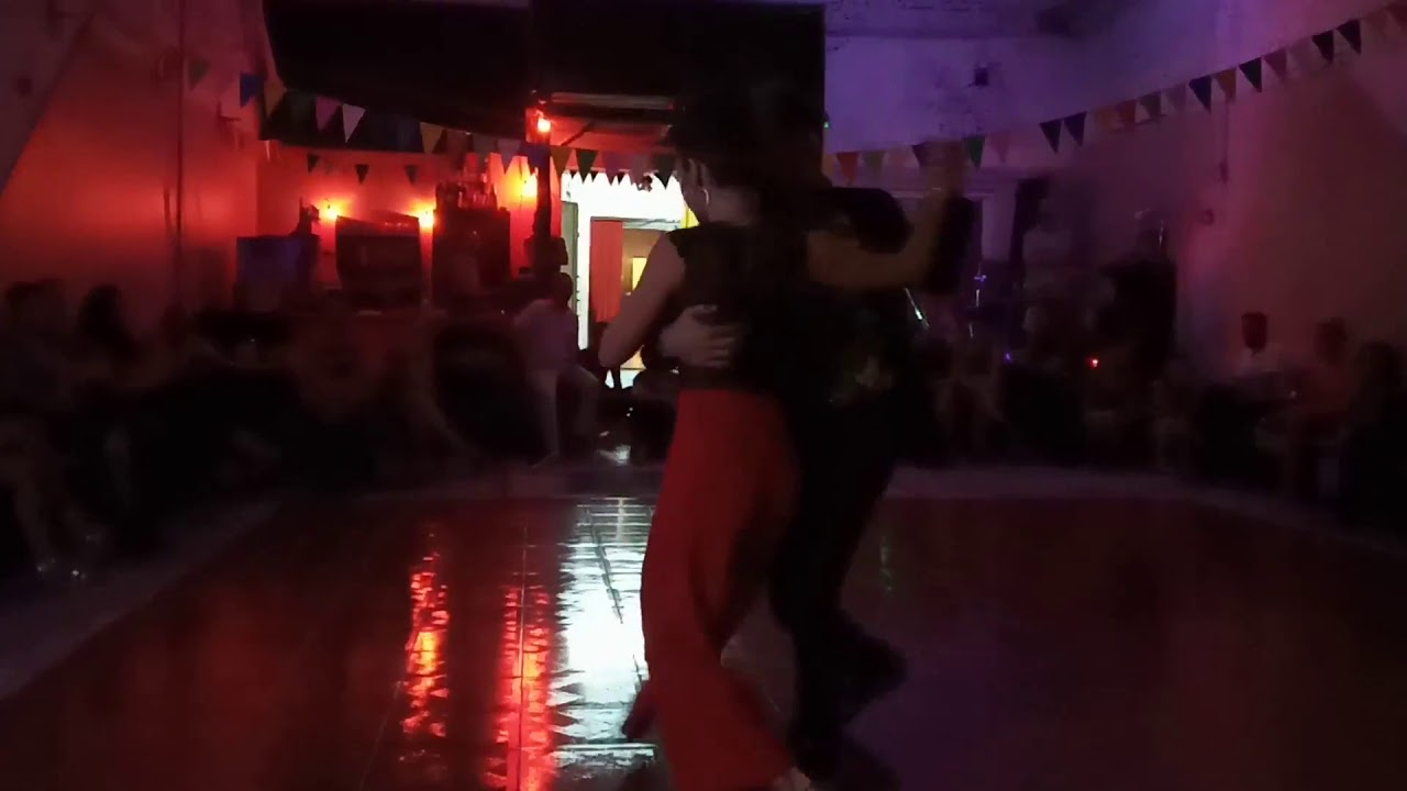 Video thumbnail for Rocio Lequio & Bruno Tombari -3/4-Todo Corazón (Piazzolla) - El Conventillo (Mar del Plata)