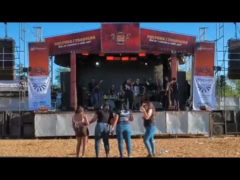 VILÕES DO FORRÓ, NA 5ª MISSA DO VAQUEIRO E CAVALGADA, EM CARNAUBEIRA DA PENHA/PE,  16/05/26