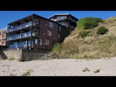 Beachfront Manor Hotel - Lincoln City, Oregon