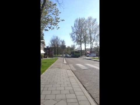 Brandweer 8052 hoogwerker met spoed naar Krommenie voor afhijzing Whitestraat