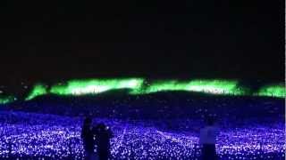 preview picture of video 'なばなの里　2012-13　20/30 Nabana No Sato Winter Illumination　ウィンターイルミネーション'