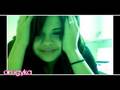 Womanizer Selena Miley