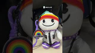 Download lagu Meet the Rainbow Dino Keychain mp3