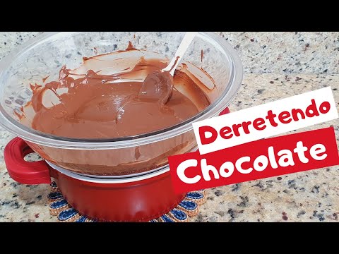 DERRETENDO CHOCOLATE EM BANHO-MARIA (MUITO FÁCIL)