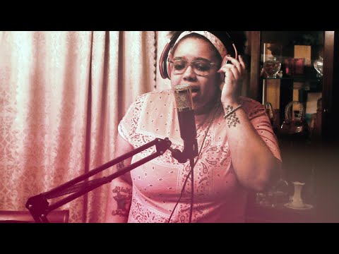 Mizz Frankie J Beatz - Under The Rug (Live Session)