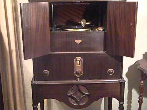 NATHAN GLANTZ - I'M GONNA CHARLESTON BACK TO CHARLESTON - ROARING 20'S VICTROLA RADIOLA