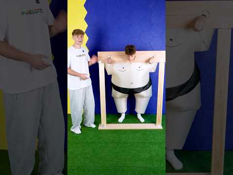 Nejtlustější Sumo Zápasník Na Světě vs Středověký Trestací Nástroj! 🪓