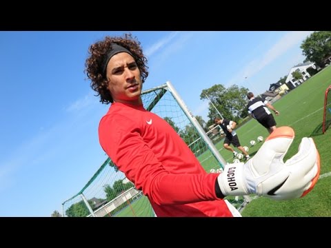 Guillermo Ochoa realizó su primer entrenamiento como malaguista