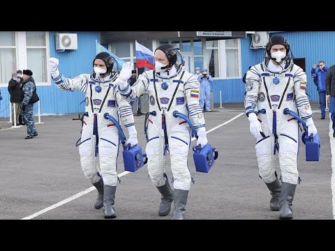 الفضاء يجمع الأميركيين والروس رغم الحرب في أوكرانيا